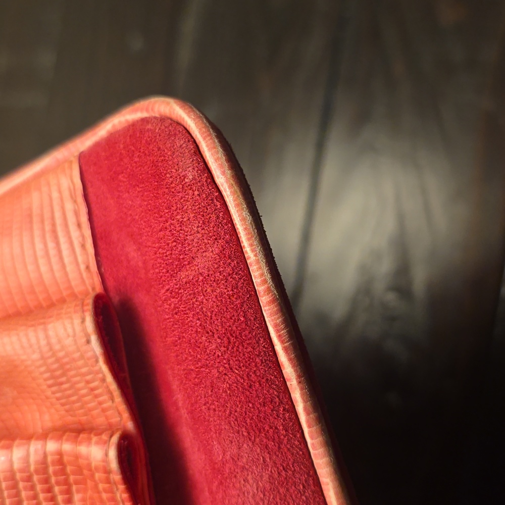 Isabella Fiore Suede Pink Bow Clutch/Wristlet - Picture 4 of 17
